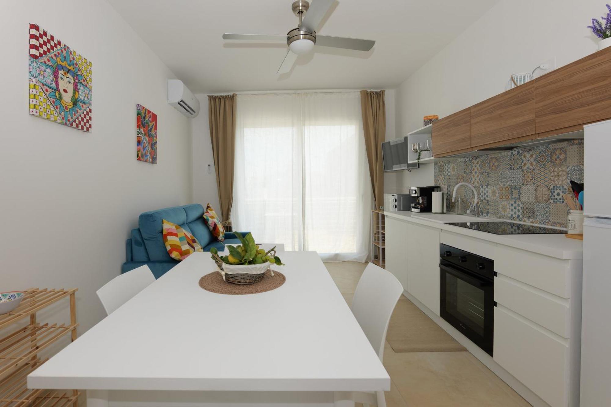 Astro Apartments With Direct Access On The Sea Of Noto Heritage Of Unesco Exterior photo