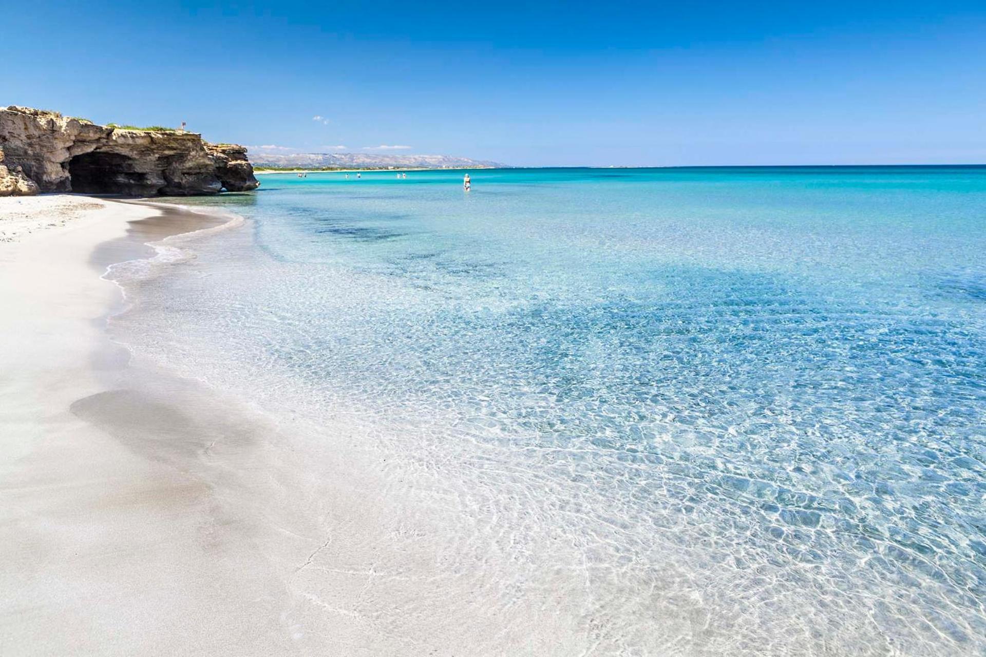 Astro Apartments With Direct Access On The Sea Of Noto Heritage Of Unesco Exterior photo